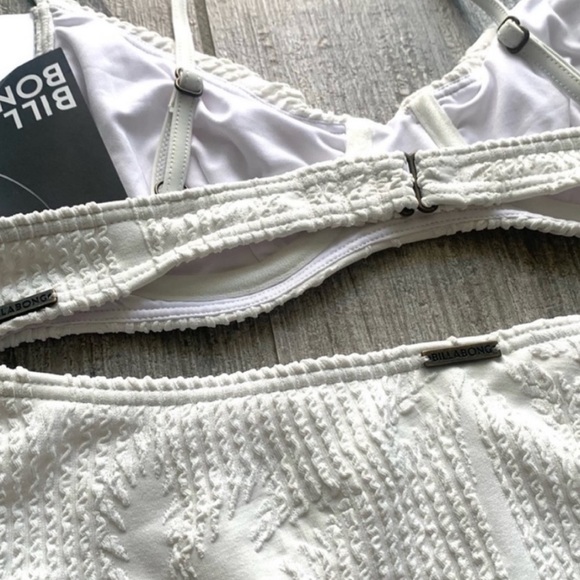 🔥🔥BILLABONG - VERANO JUNI BRA UNDERWIRE HI RETRO BIKINI SET🔥🔥 - Picture 9 of 11